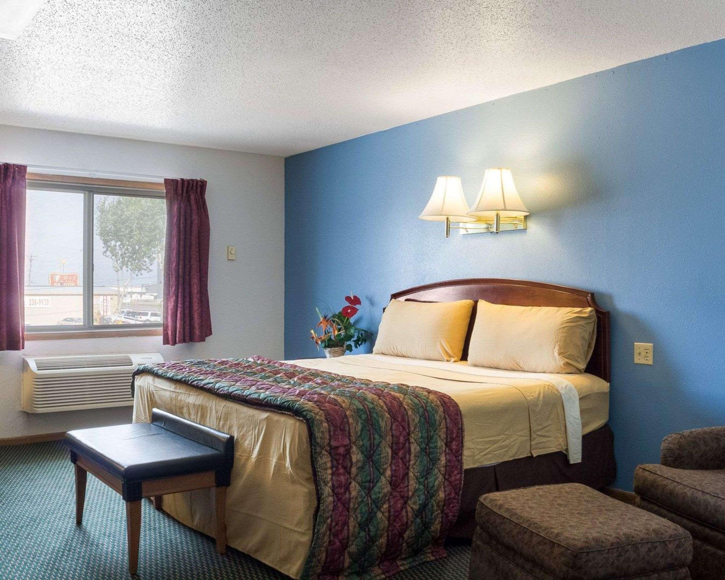 Rodeway Inn West Fargo Buitenkant foto