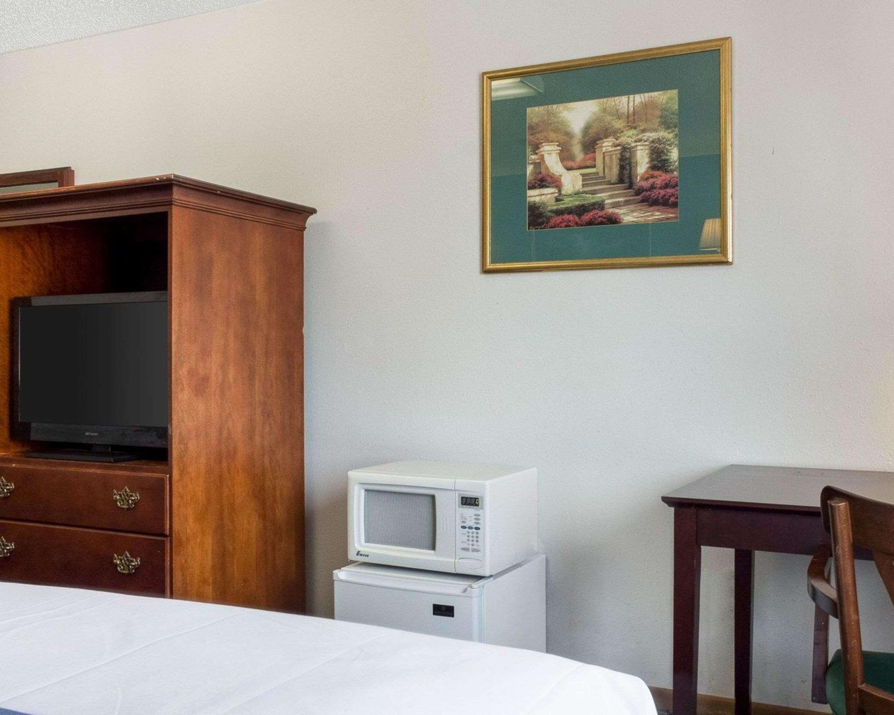 Rodeway Inn West Fargo Buitenkant foto