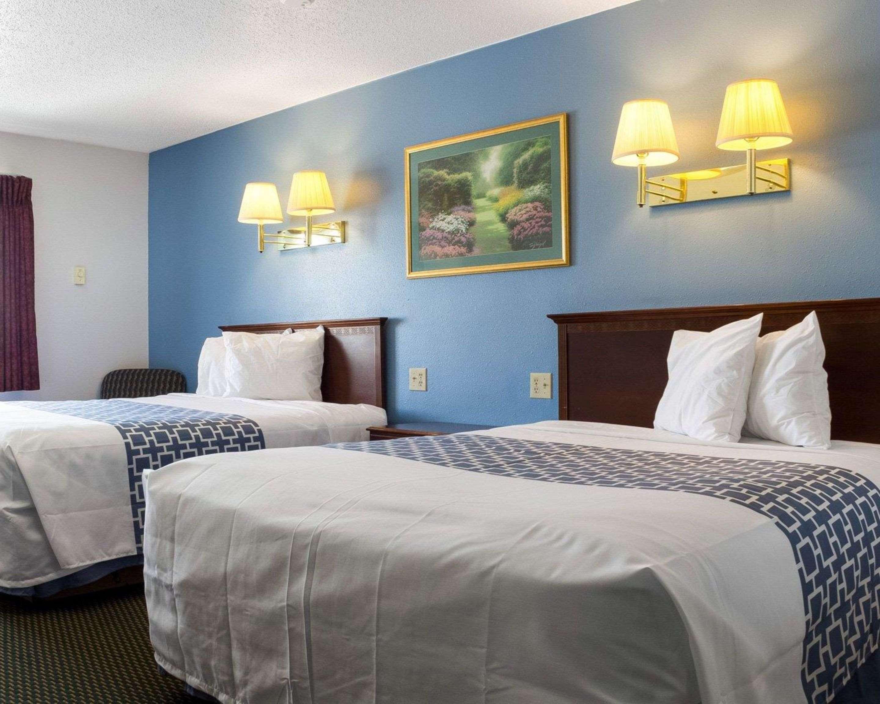 Rodeway Inn West Fargo Buitenkant foto
