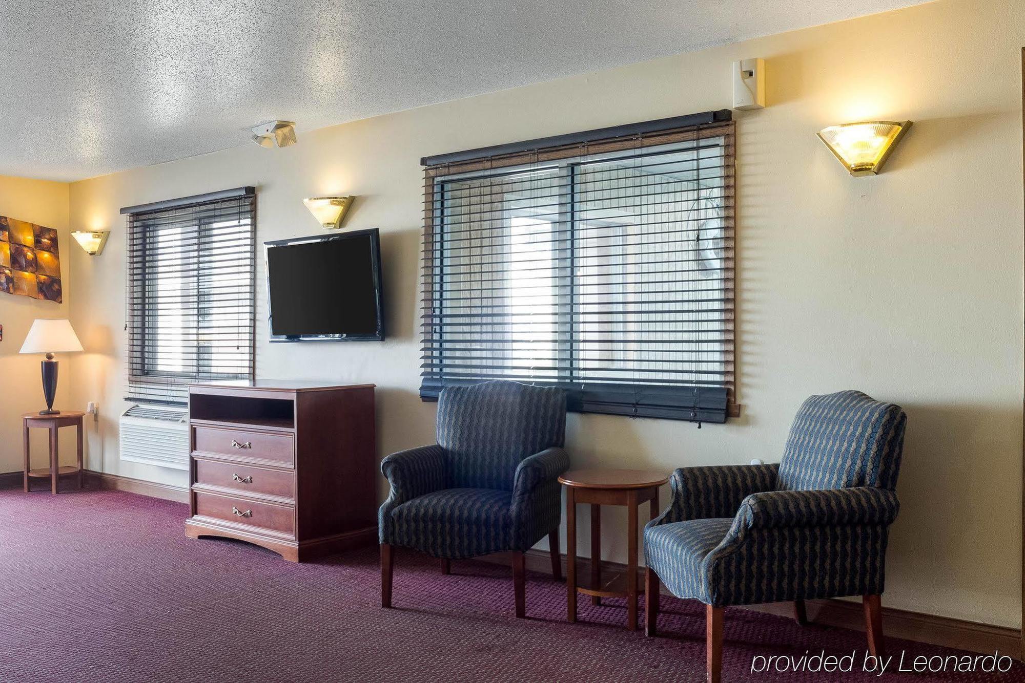 Rodeway Inn West Fargo Buitenkant foto