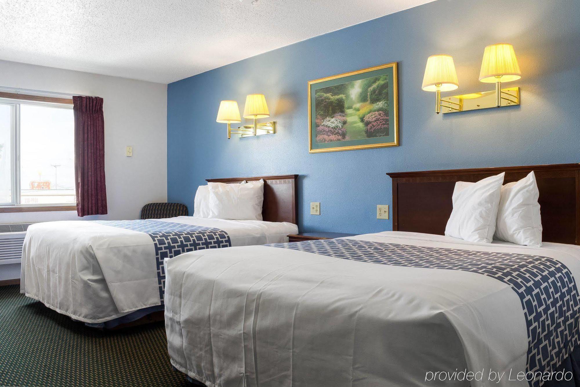 Rodeway Inn West Fargo Buitenkant foto