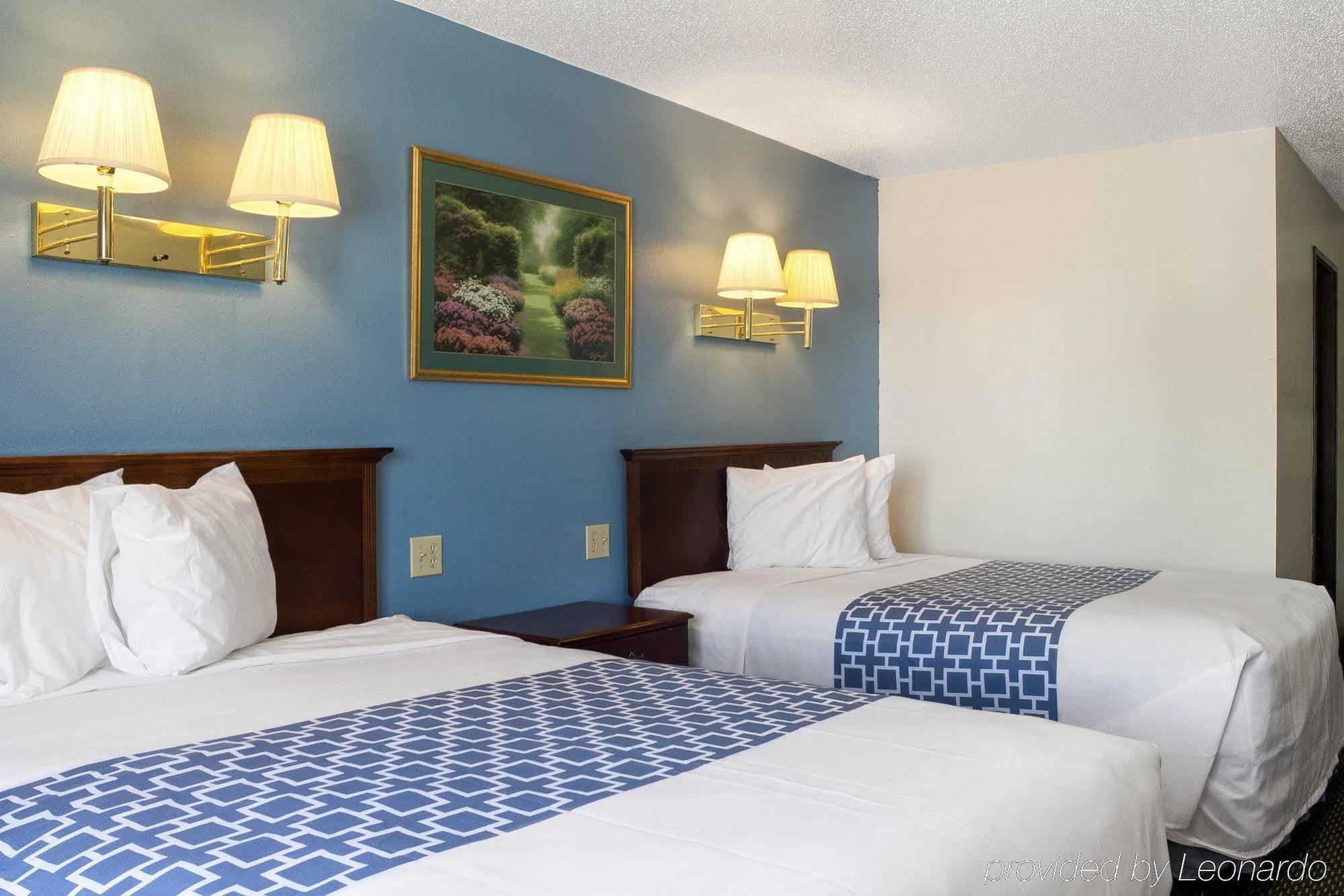 Rodeway Inn West Fargo Buitenkant foto