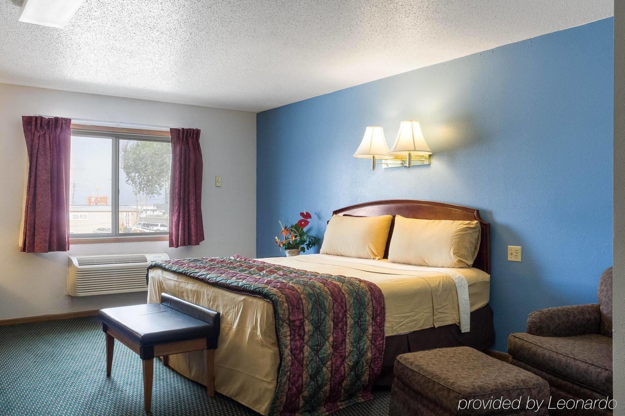 Rodeway Inn West Fargo Buitenkant foto