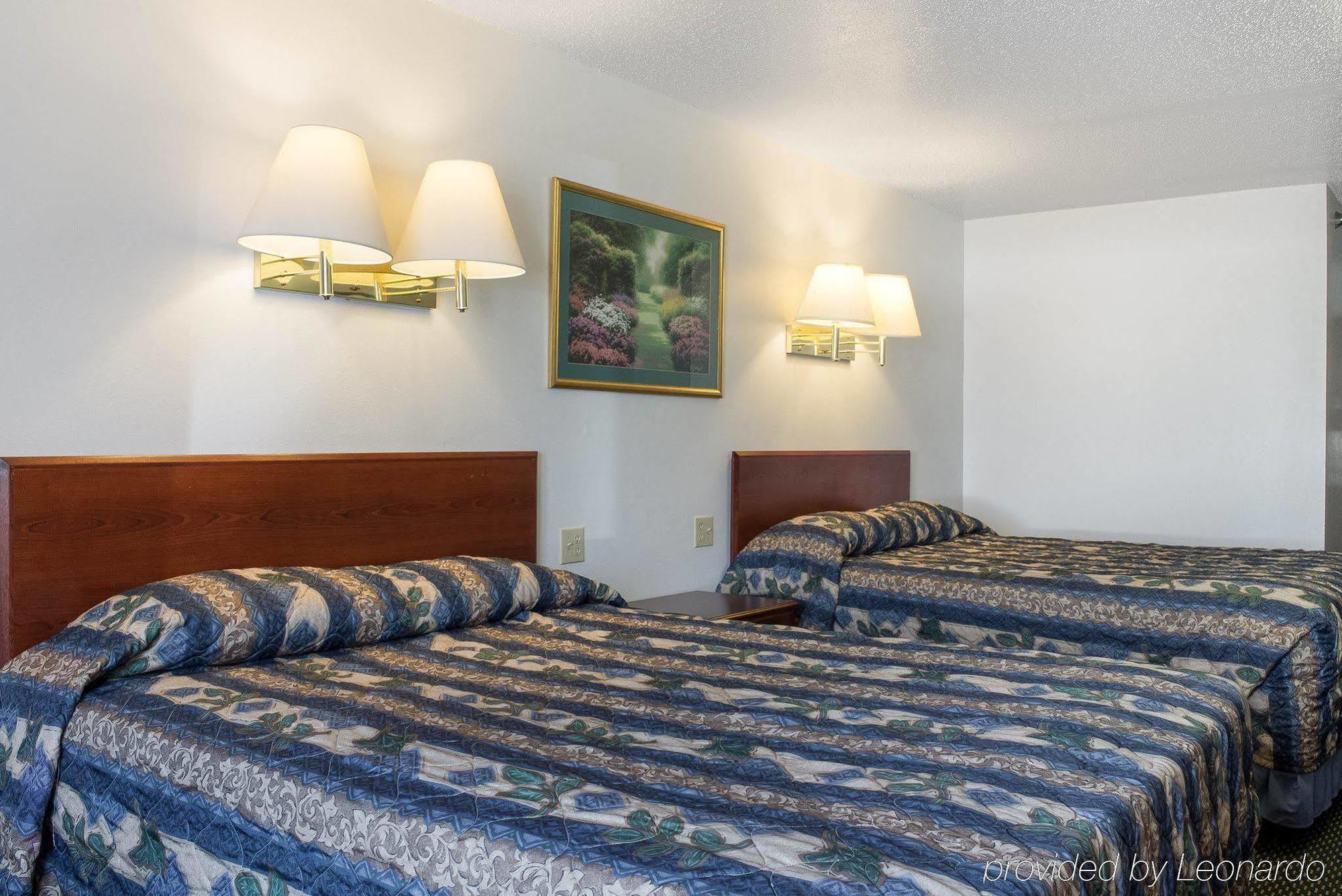 Rodeway Inn West Fargo Buitenkant foto